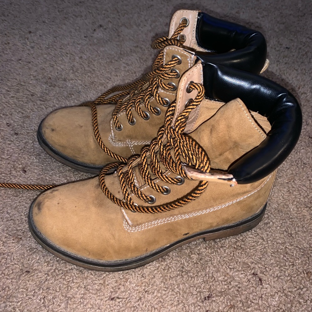 Suede Boots From Candies